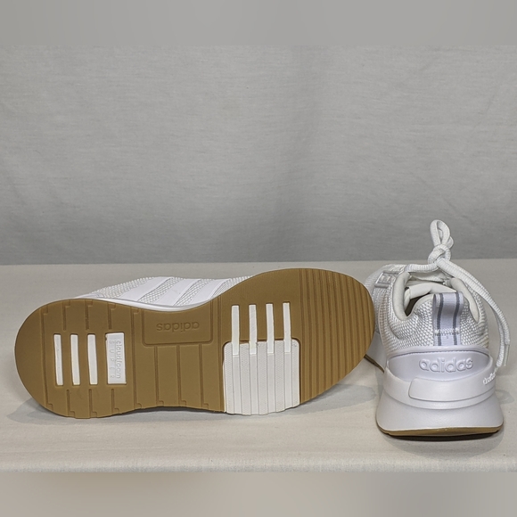 NEW adidas Womens Racer TR21 Shoes Cloud White Sz 6 - Picture 3 of 4